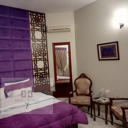Hotel 7Island Karachi Bagian luar foto